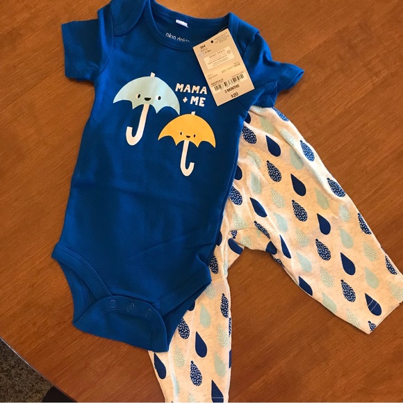 Meet your Posher, Rachel! 15% off of 2 or more bundles! Posh Ambassador II 💛 - Picture 5 of 17